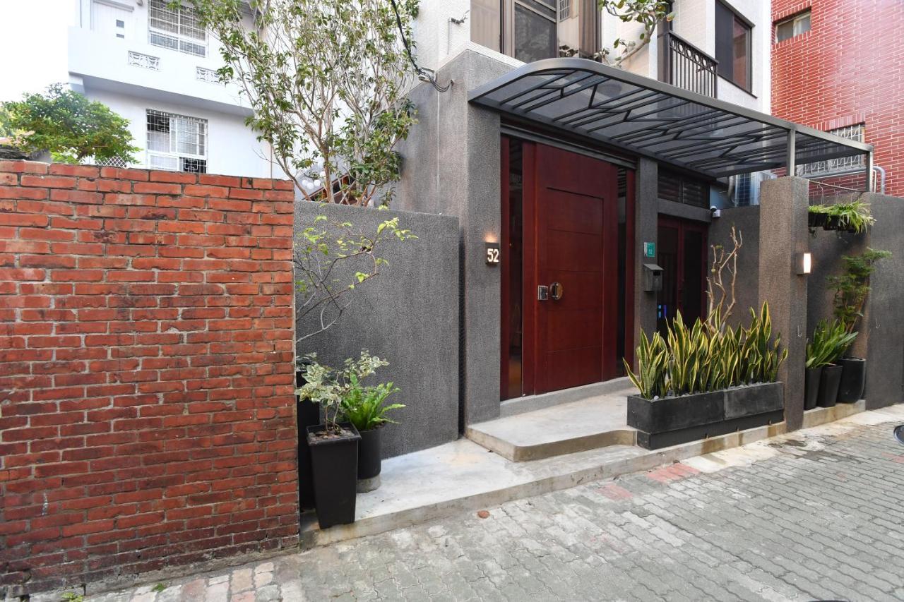 Fu'S House 52 Hotel Tainan Exterior photo